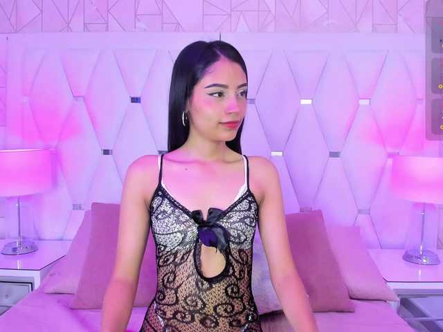 WickedZoe live cam on BongaCams
