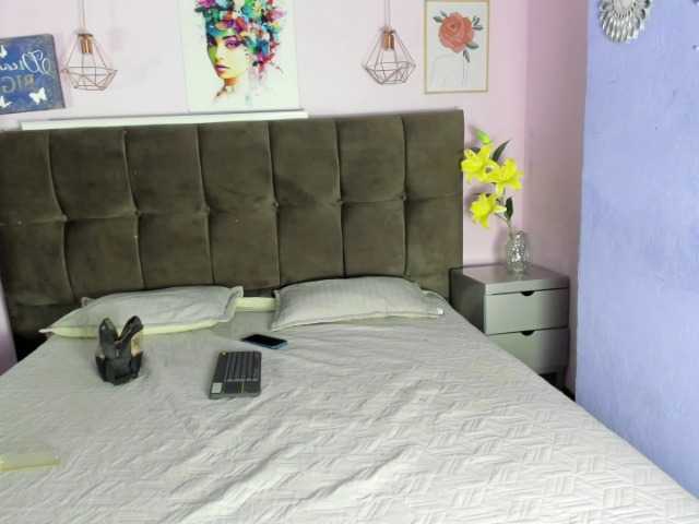 LilithSinclair webcam