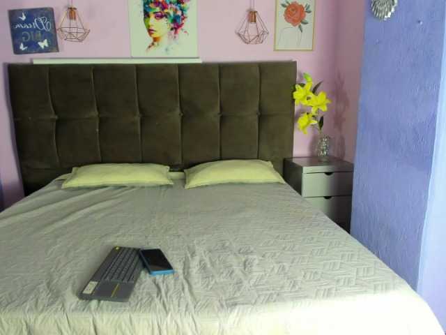 LilithSinclair webcam