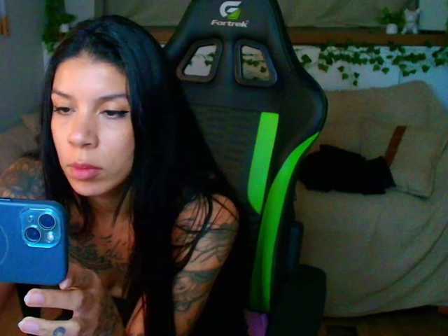 ZariaPopovska live cam preview
