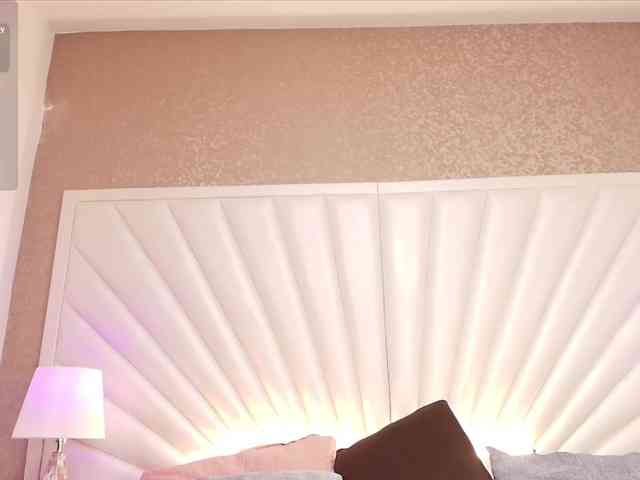 LunaSpencer webcam