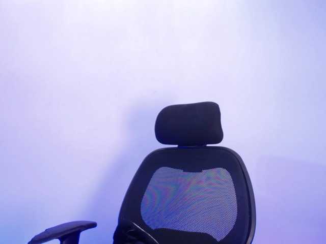 Sharlottessence live cam on BongaCams