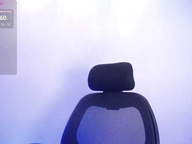 Sharlottessence live cam on BongaCams