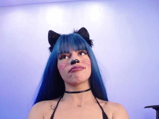 Sharlottessence