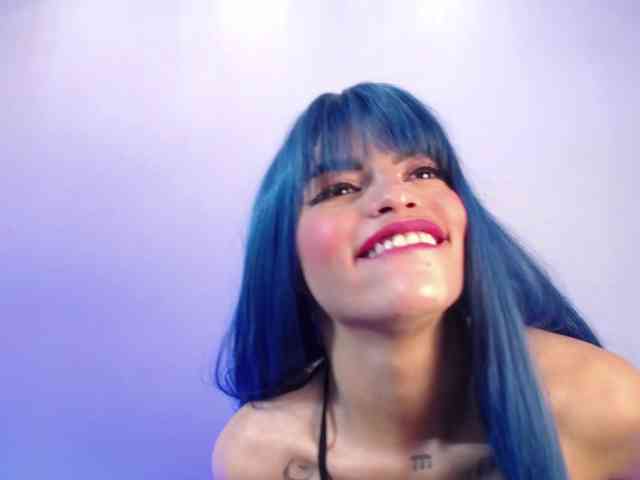 Sharlottessence webcam