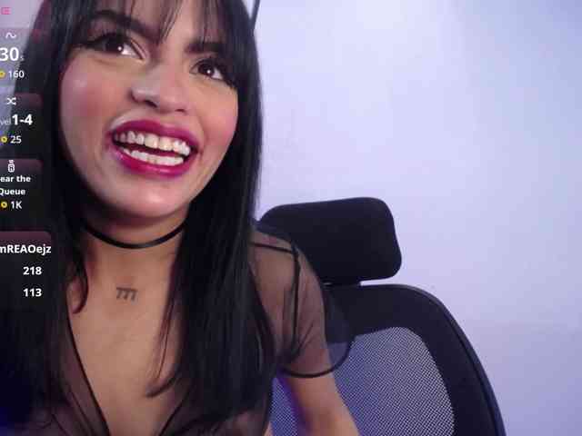 Sharlottessence webcam