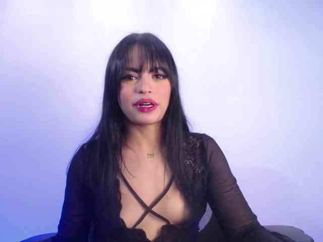 Sharlottessence webcam