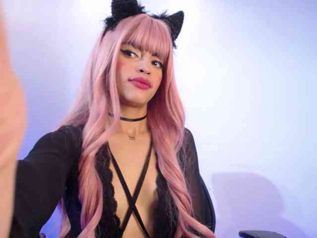 Sharlottessence