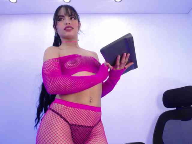 Modella: Sharlottessence