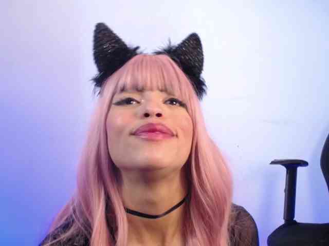 Sharlottessence