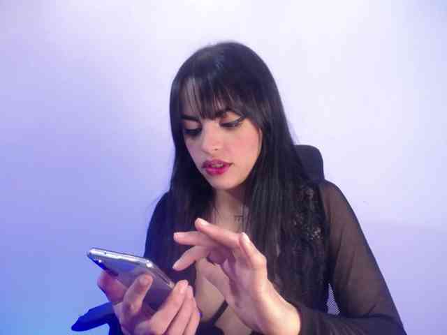 Sharlottessence webcam