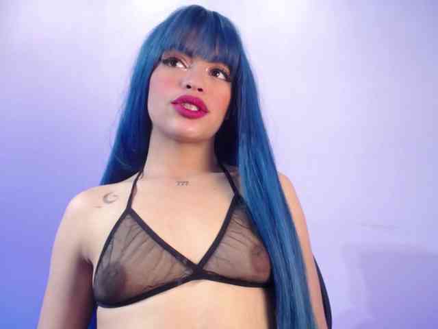 Sharlottessence webcam