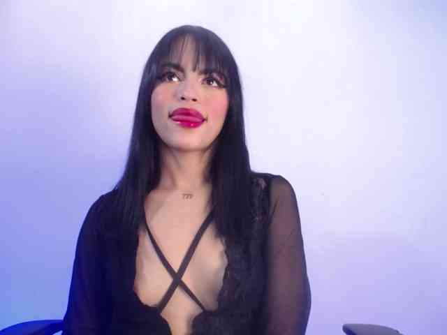 Sharlottessence webcam