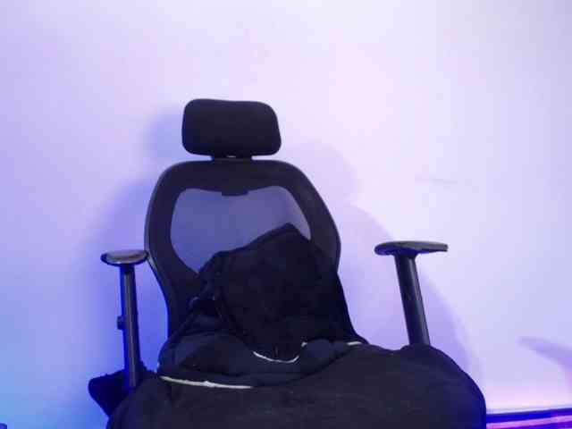 Sharlottessence webcam
