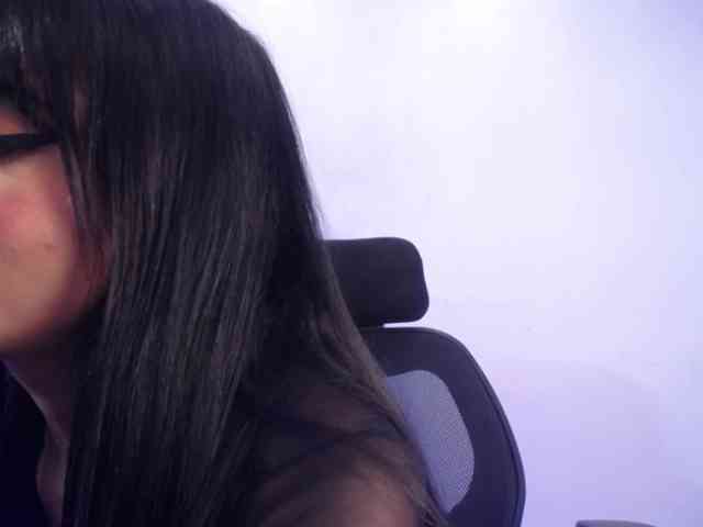 Sharlottessence webcam
