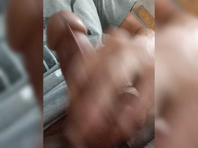 Tumacho23 live cam