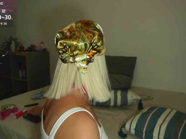 PeachyEmpire webcam