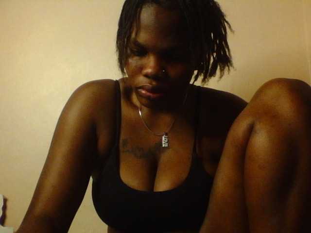Claude254, live now on BongaCams