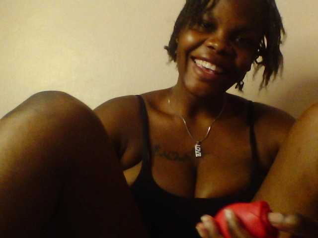 Claude254, live now on BongaCams