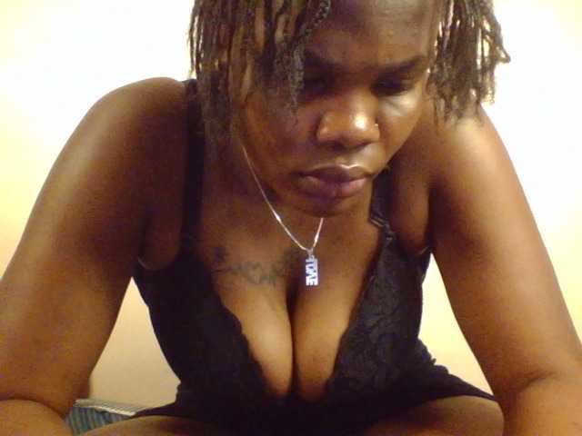 Claude254 webcam bongacams model stream image