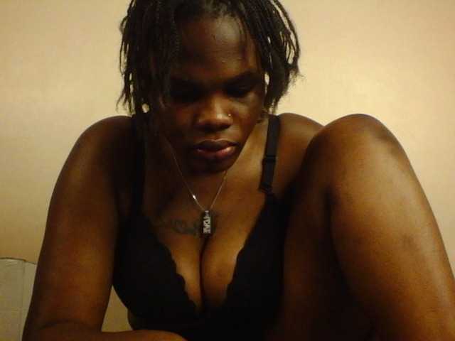 Claude254 webcam bongacams model stream image