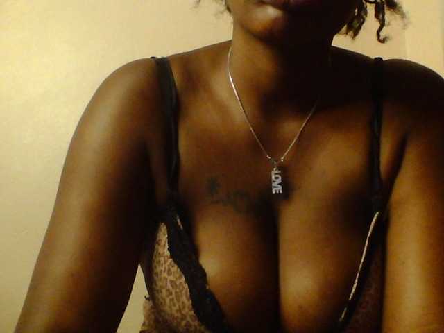 Claude254 live cam preview