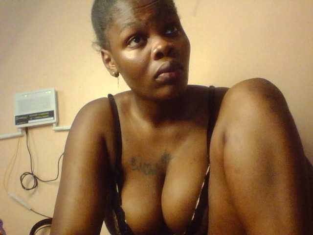 Claude254 webcam bongacams model stream image