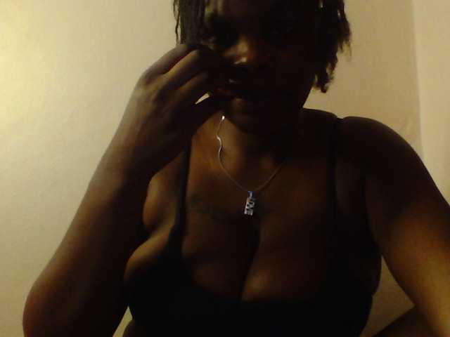 Claude254, live now on BongaCams