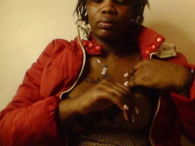 Claude254, live now on BongaCams