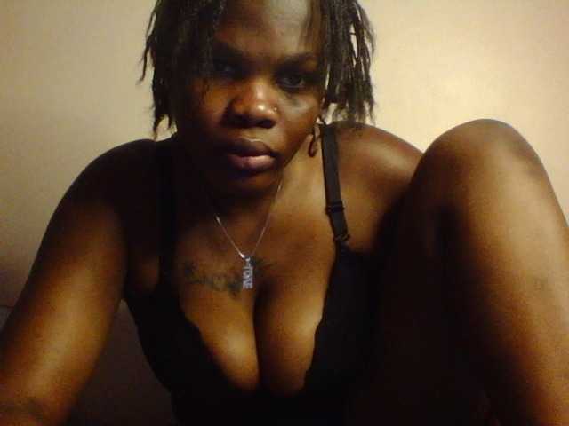 Claude254 webcam bongacams model stream image