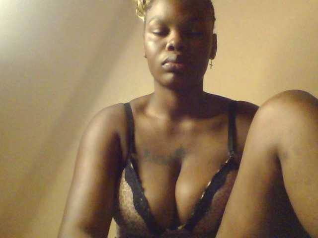 Claude254 — live female cam