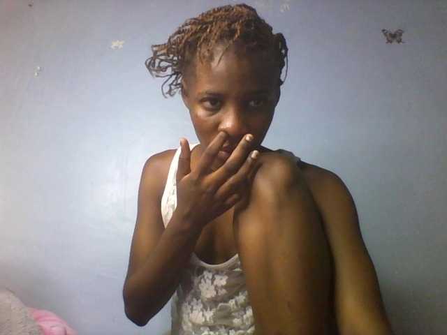 Karembo live cam on BongaCams