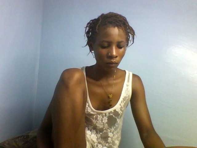 Karembo live cam on BongaCams