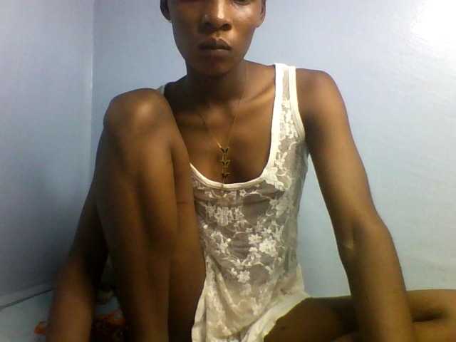 Karembo, en vivo ahora en BongaCams