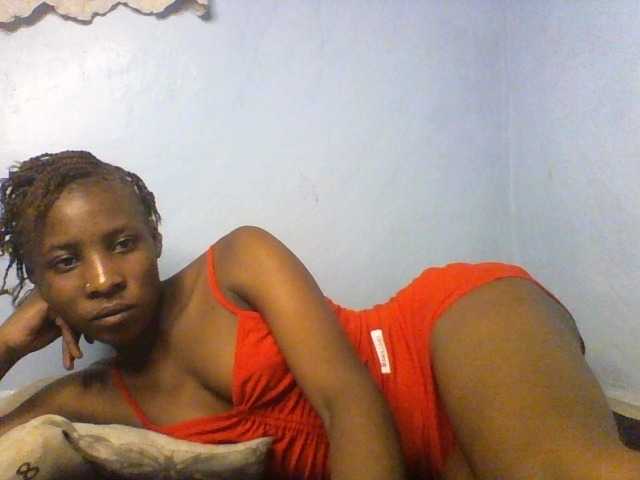 Karembo live cam on BongaCams
