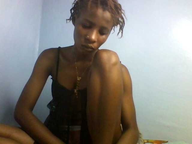 Karembo live cam on BongaCams