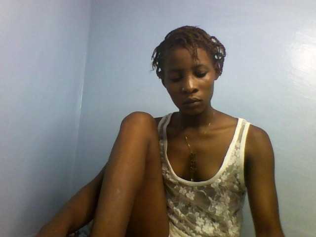 Karembo live cam on BongaCams