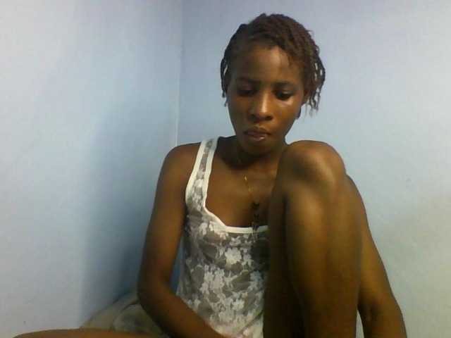 Karembo live cam on BongaCams