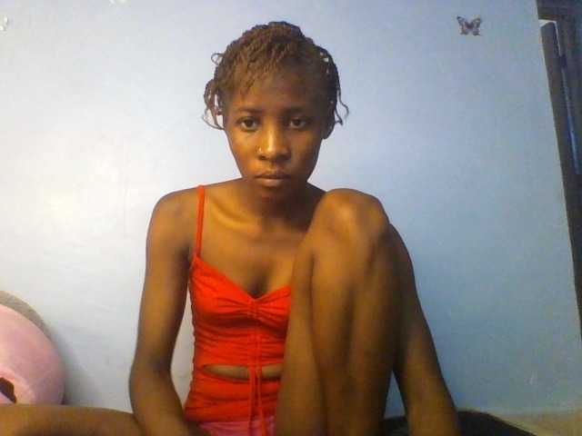 Karembo live cam on BongaCams