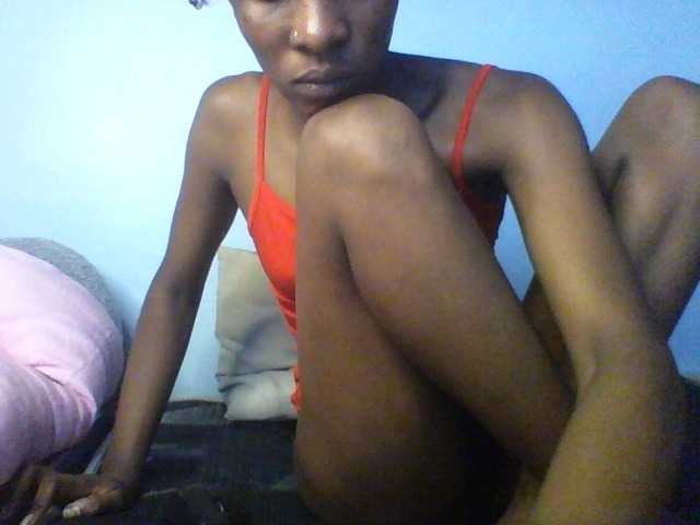 Karembo live cam on BongaCams