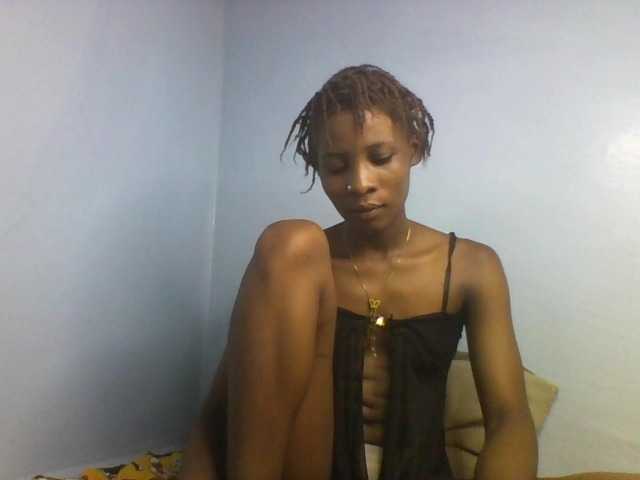 Karembo live cam on BongaCams