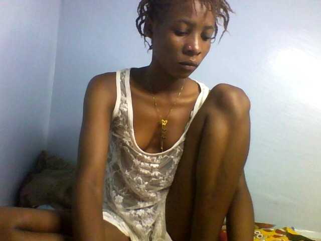 Karembo live cam on BongaCams