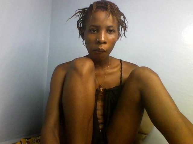 Karembo live cam on BongaCams