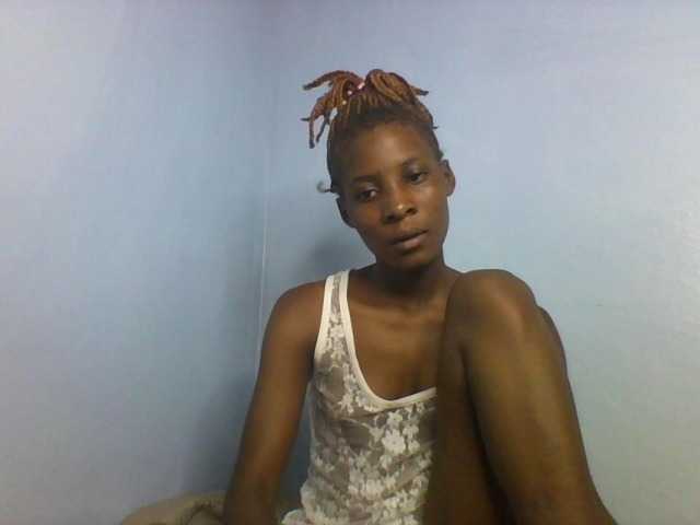 Karembo live cam on BongaCams
