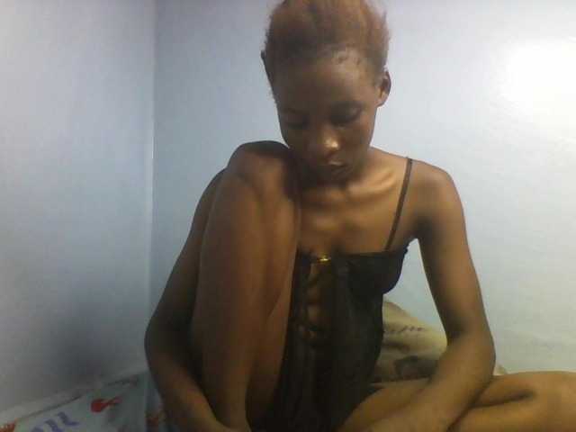 Karembo live cam on BongaCams