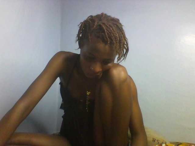 Karembo live cam on BongaCams