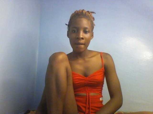 Karembo live cam on BongaCams