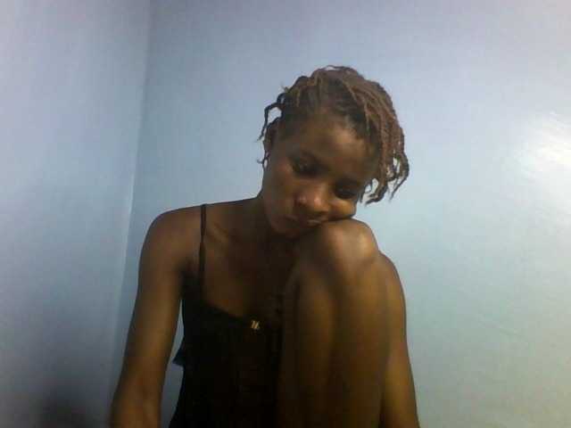 Karembo live cam on BongaCams