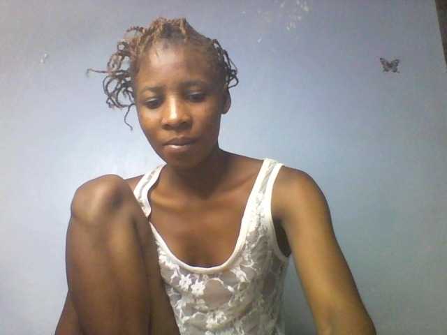 Karembo live cam on BongaCams