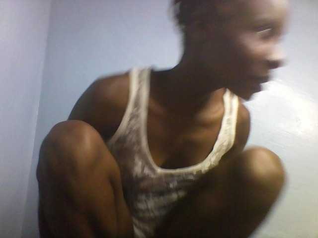 Karembo live cam on BongaCams